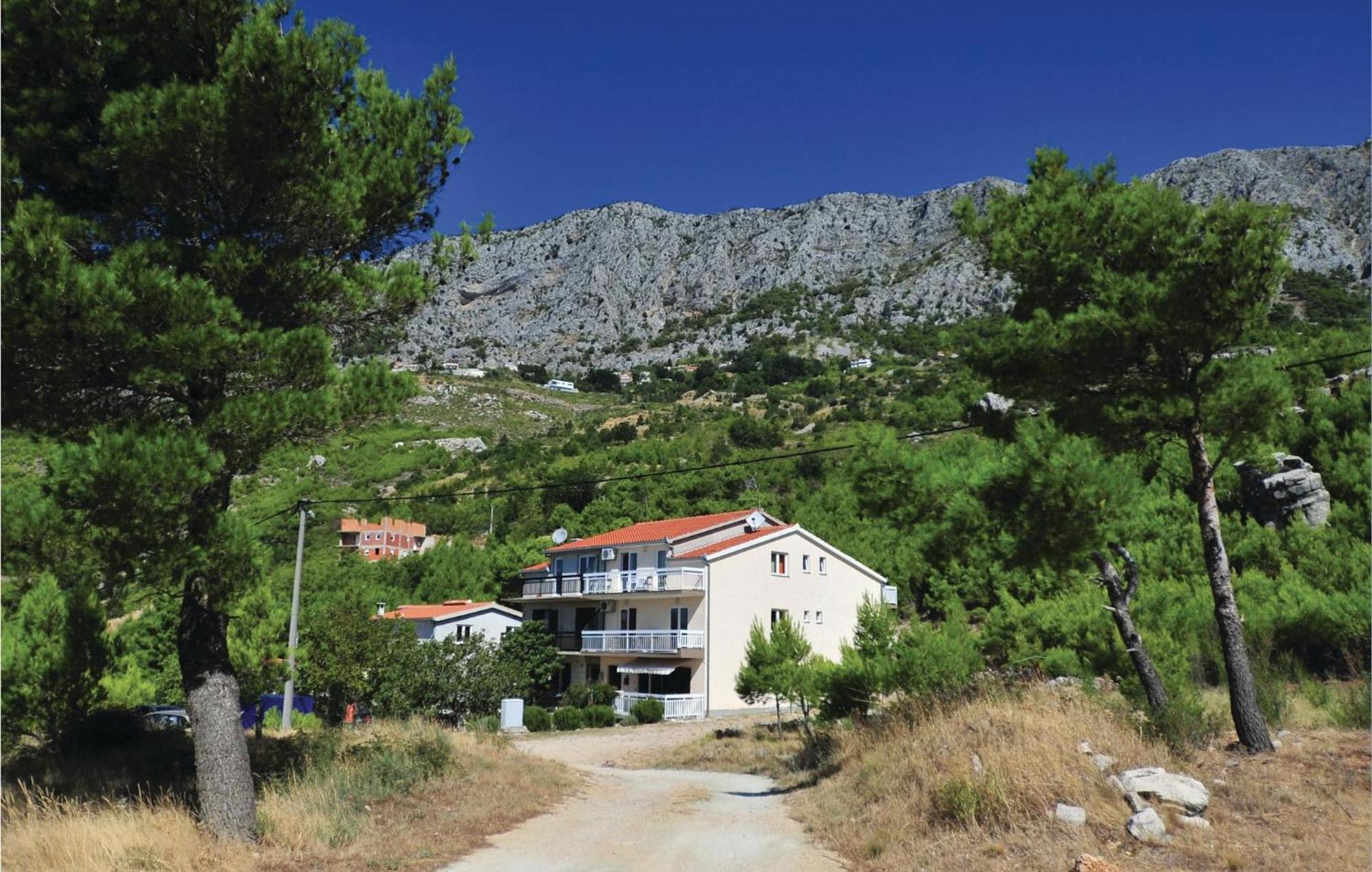 1 Bedroom Awesome Apartment In Lokva Rogoznica Εξωτερικό φωτογραφία